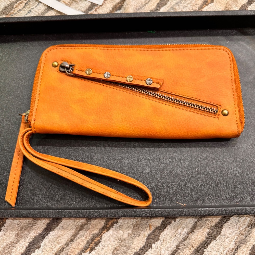 Free People Vegan Orange Faux Leather‎ Zip Around Wristlet Wallet Clutch Studded